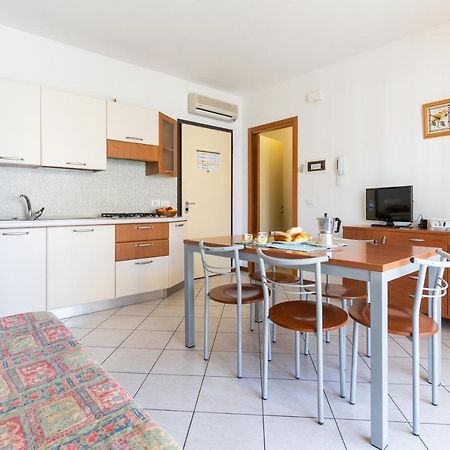 Ca' Mira Apartments Caorle Exterior photo