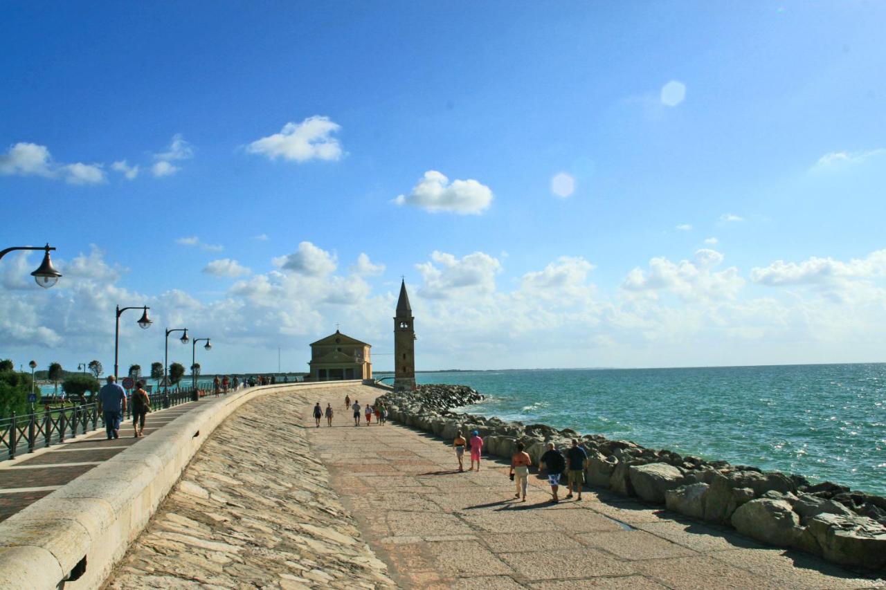 Ca' Mira Apartments Caorle Exterior photo