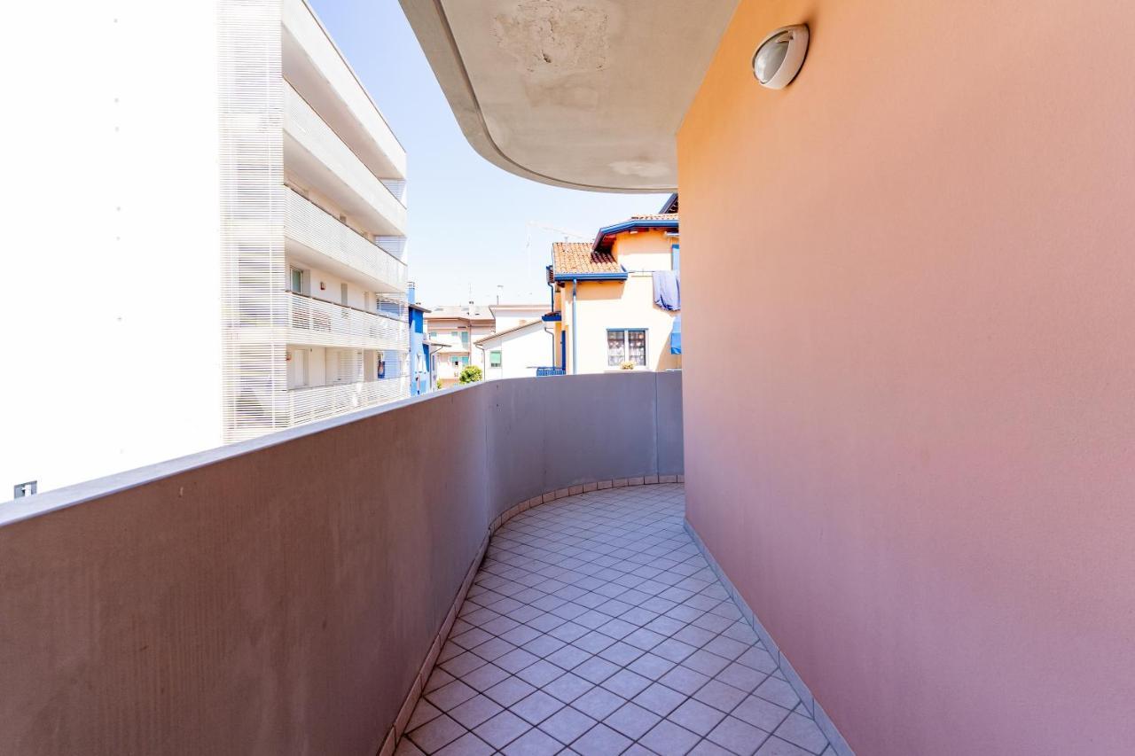 Ca' Mira Apartments Caorle Exterior photo