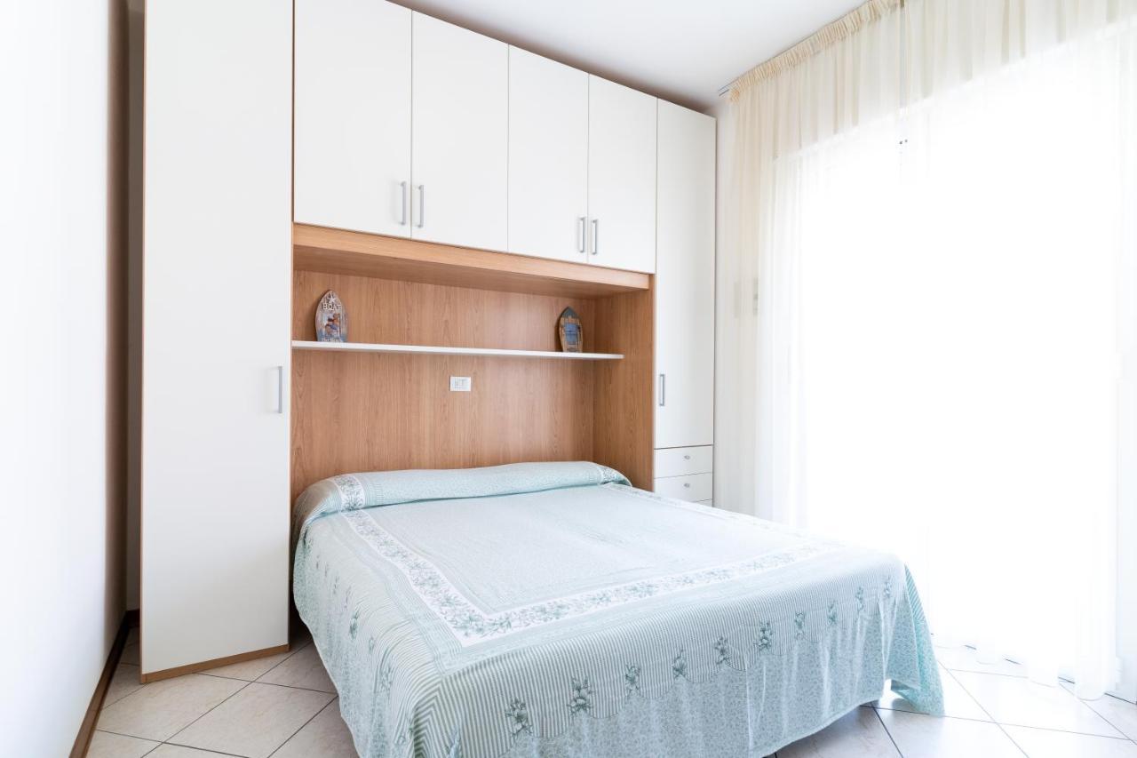 Ca' Mira Apartments Caorle Exterior photo
